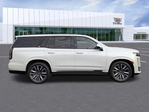 2022 Cadillac Escalade Sport
