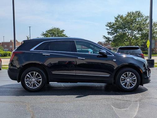 2022 Cadillac XT5 Premium Luxury