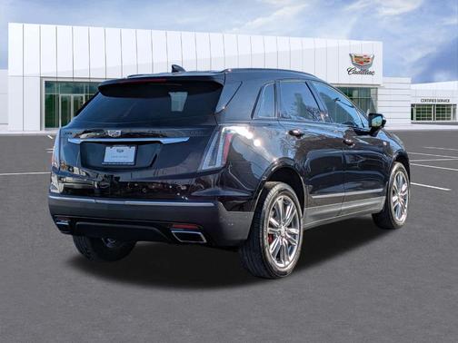 2023 Cadillac XT5 Sport