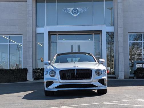 Moon 2026 Bentley Flying Spur