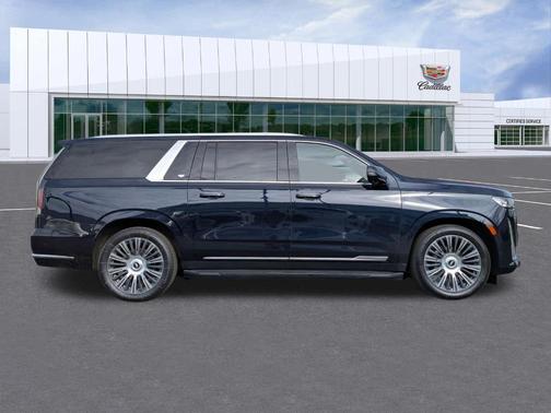 2022 Cadillac Escalade ESV Premium Luxury