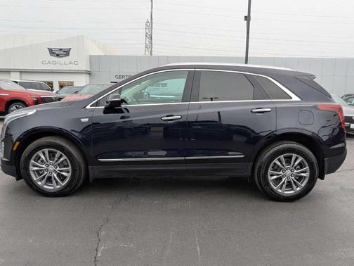 2022 Cadillac XT5 Premium Luxury