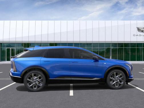 2025 Cadillac OPTIQ Luxury
