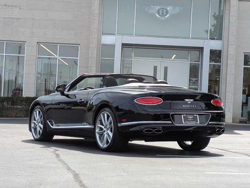 2022 Bentley Continental GT V8