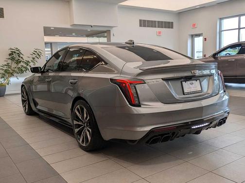 2024 Cadillac CT5-V Blackwing