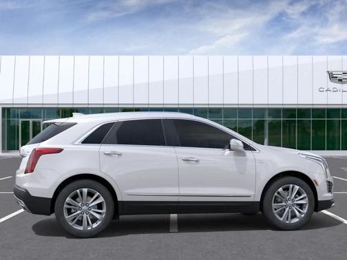 Crystal White Tri-Coat 2026 Cadillac XT5 Premium Luxury