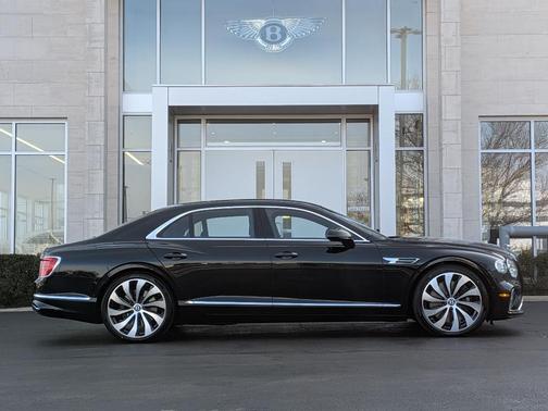 2026 Bentley Flying Spur 