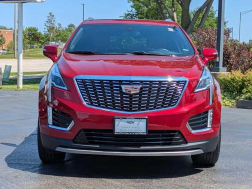2022 Cadillac XT5 Premium Luxury