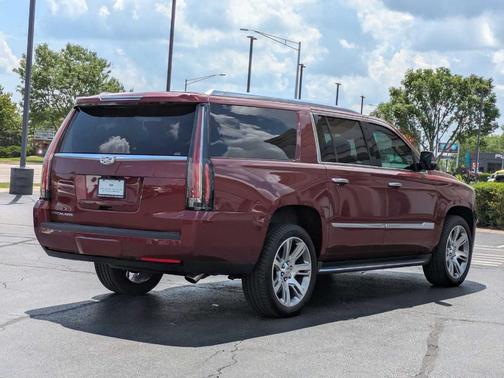 2017 Cadillac Escalade ESV Premium Luxury