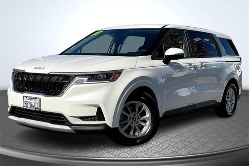 2023 Kia Carnival LX