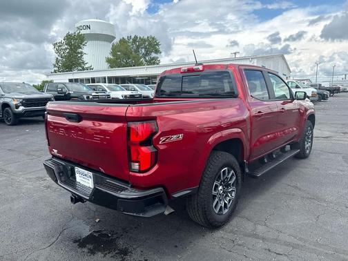 Radiant Red Tintcoat 2025 Chevrolet Colorado Z71