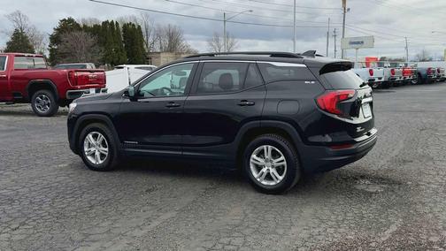 Ebony Twilight Metallic 2021 GMC Terrain SLE