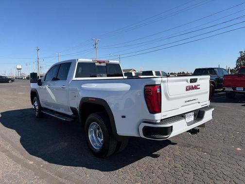 Glacier White Tricoat 2026 GMC Sierra 3500 Denali