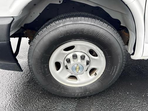 Summit White 2023 Chevrolet Express 3500 RWD 3500 Regular Wheelbase LS
