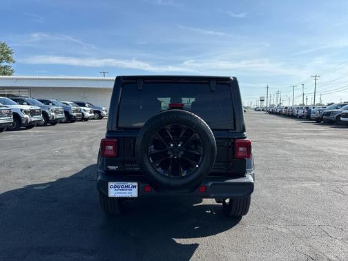 Black Clearcoat 2025 Jeep Wrangler 4xe Sahara