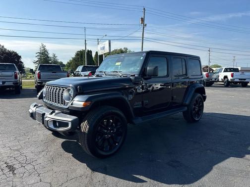 Black Clearcoat 2025 Jeep Wrangler 4xe Sahara