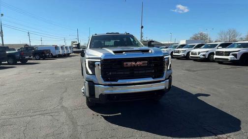 Sterling Metallic 2026 GMC Sierra 3500 Base