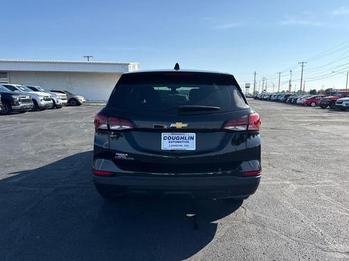 Mosaic Black Metallic 2024 Chevrolet Equinox LS