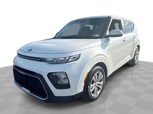 Snow White Pearl 2020 Kia Soul LX