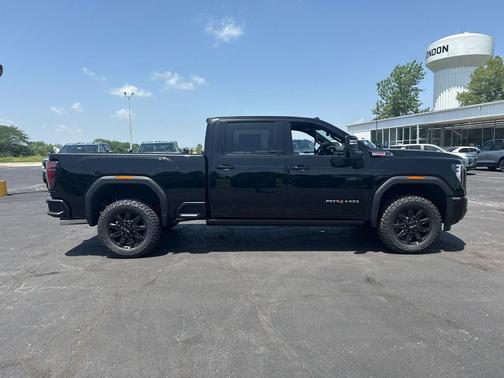 Onyx Black 2026 GMC Sierra 3500 AT4