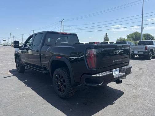 Onyx Black 2026 GMC Sierra 3500 AT4