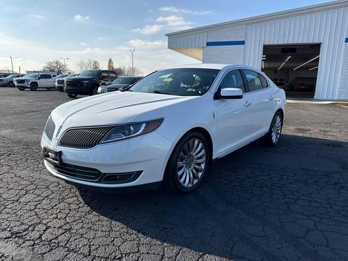 2014 Lincoln MKS Base