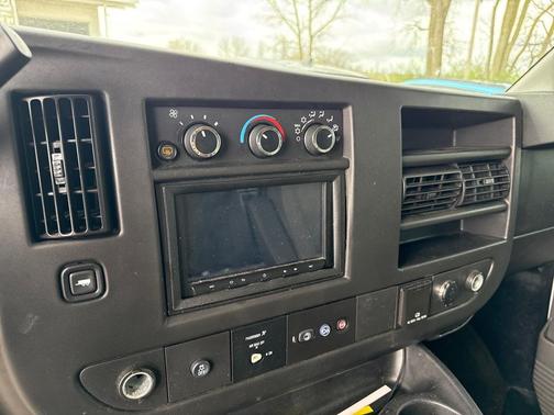 2016 Chevrolet Express 3500 LT