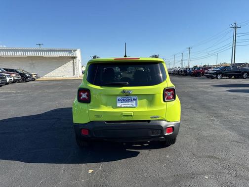 Hypergreen Clearcoat 2018 Jeep Renegade Latitude