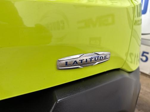 Hypergreen Clearcoat 2018 Jeep Renegade Latitude