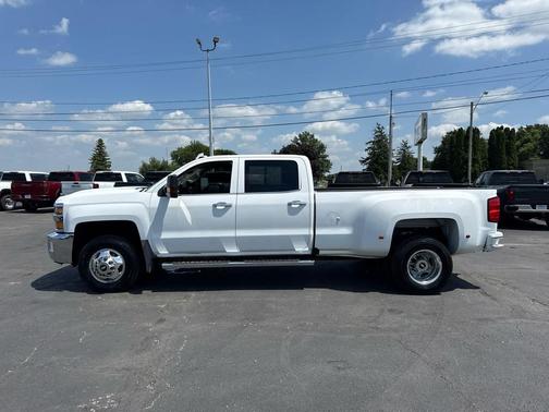 Summit White 2018 Chevrolet Silverado 3500 LTZ
