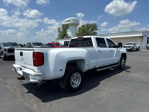 Summit White 2018 Chevrolet Silverado 3500 LTZ