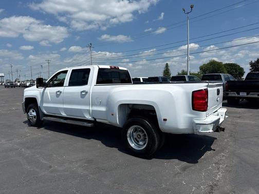 Summit White 2018 Chevrolet Silverado 3500 LTZ