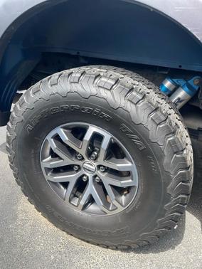 LIGHTNING BLUE 2017 Ford F-150 Raptor