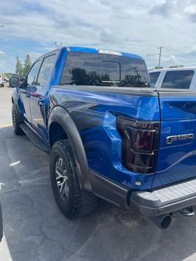 LIGHTNING BLUE 2017 Ford F-150 Raptor