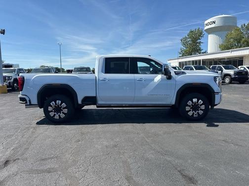 Glacier White Tricoat 2026 GMC Sierra 3500 Denali