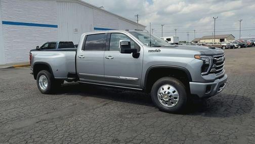 2025 Chevrolet Silverado 3500 High Country