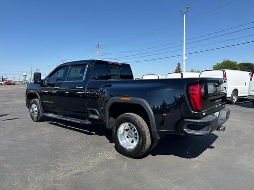 Onyx Black 2025 GMC Sierra 3500 Denali