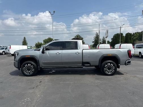 Sterling Metallic 2025 GMC Sierra 3500 Denali