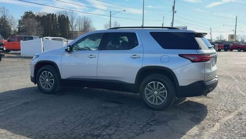 2022 Chevrolet Traverse LT Cloth