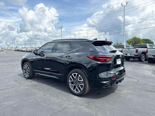 Black 2023 Chevrolet Blazer RS