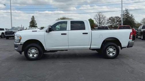 Bright White Clearcoat 2023 RAM 2500 Tradesman Crew Cab 4x4 6'4' Box