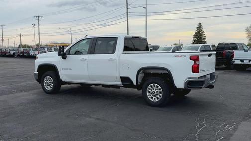 Summit White 2024 Chevrolet Silverado 2500 LT