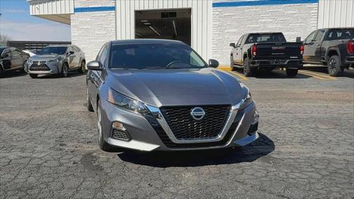 2022 Nissan Altima S FWD