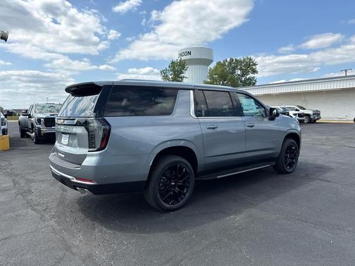 Sterling Gray Metallic 2026 Chevrolet Suburban High Country, 4WD
