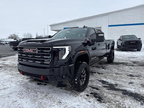 2025 GMC Sierra 3500 AT4