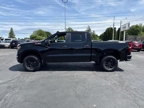 Black 2026 Chevrolet Silverado 1500 Custom Trail Boss