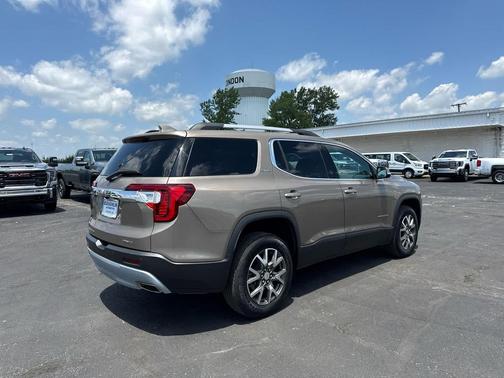 Light Stone Metallic 2023 GMC Acadia AWD SLE