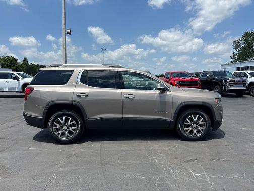 Light Stone Metallic 2023 GMC Acadia AWD SLE