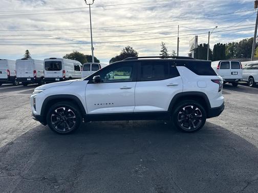Iridescent Pearl Tricoat 2025 Chevrolet Equinox AWD RS