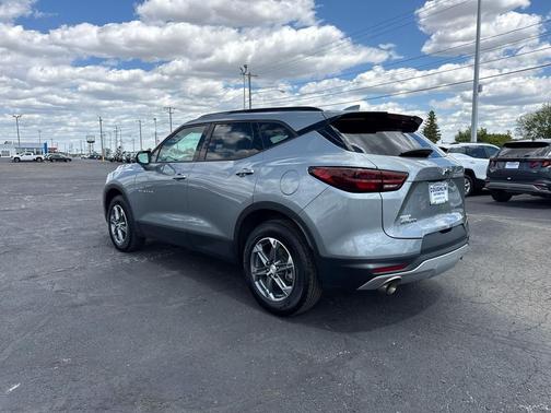 Sterling Gray Metallic 2023 Chevrolet Blazer 2LT